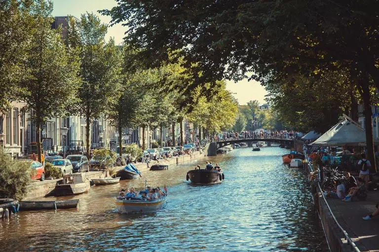 Boutique Holland DMC-gallery