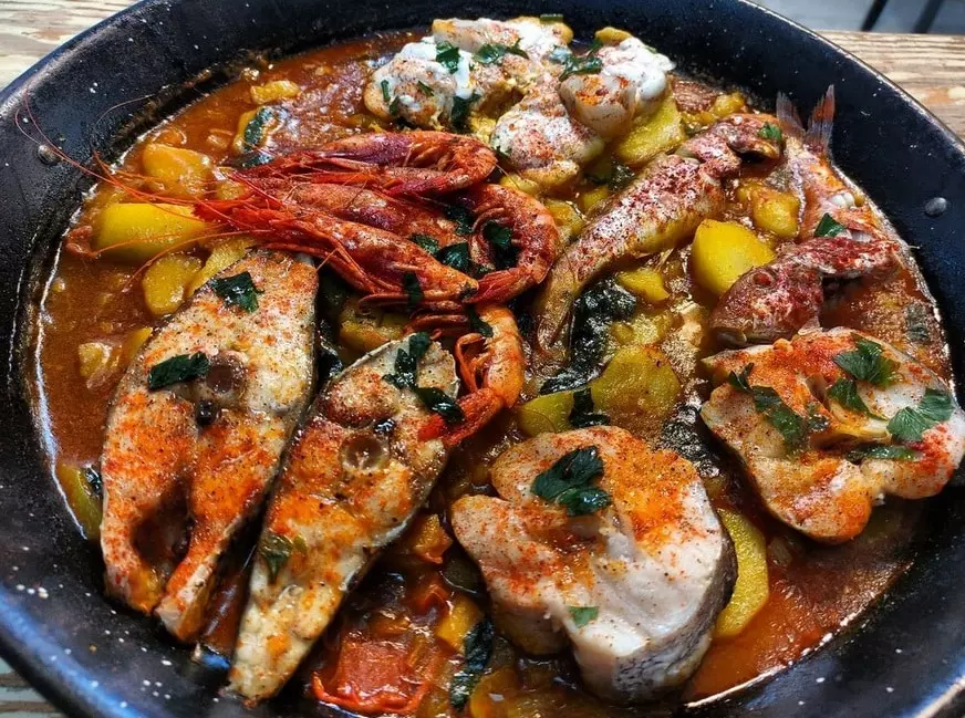 Food Travelmediate Taste the local cuisine